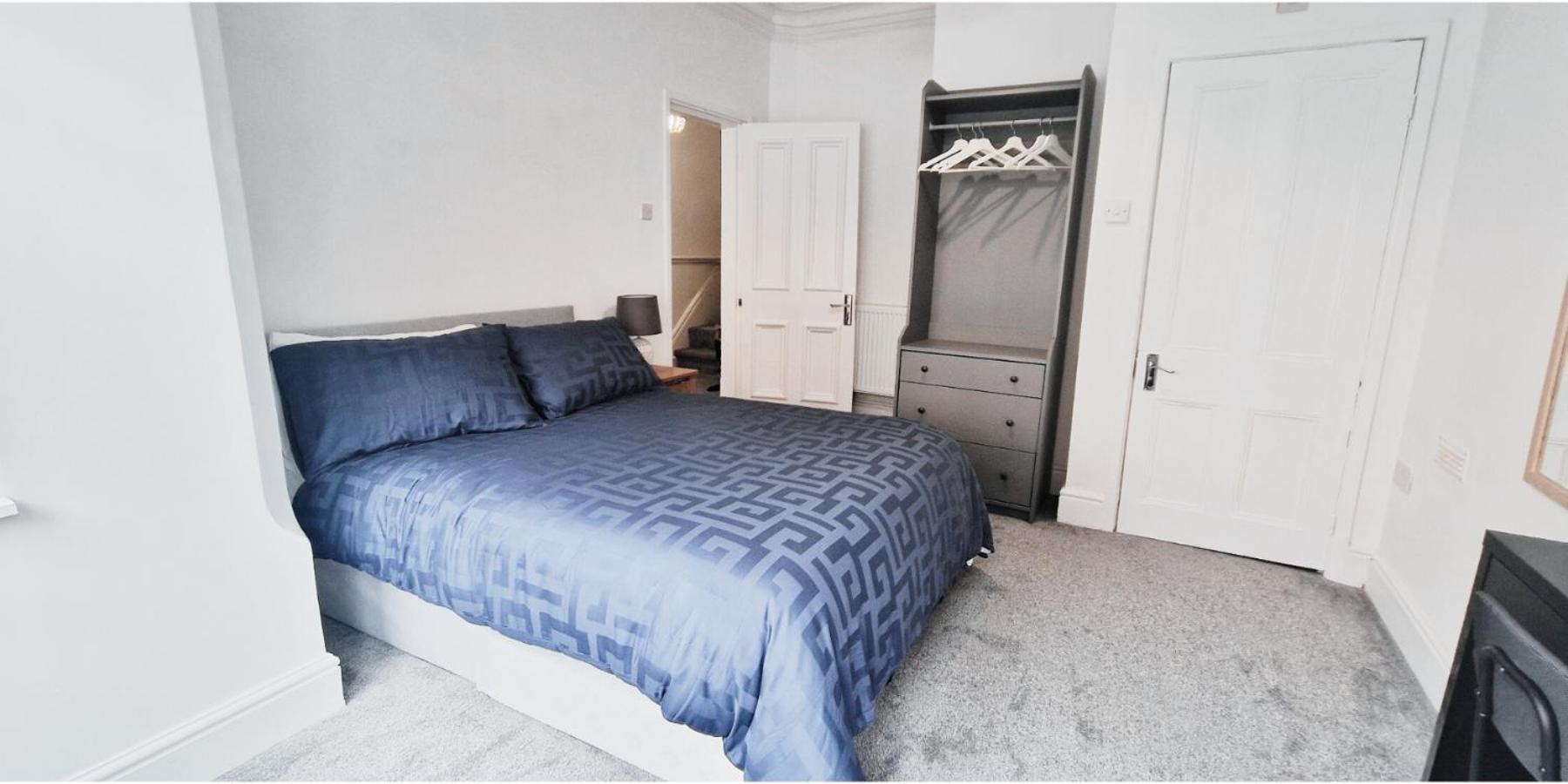 Double Room In Modern House Near نوتينغهام المظهر الخارجي الصورة